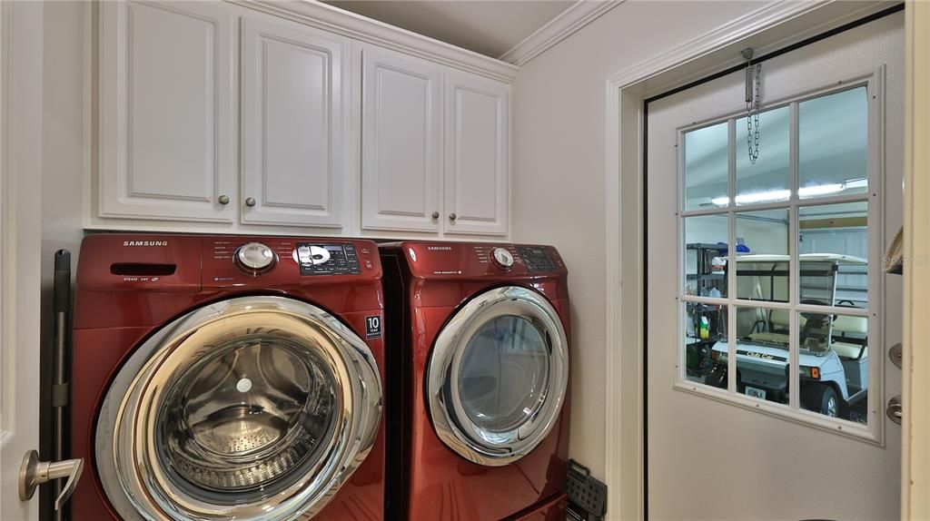 For Sale: $349,900 (2 beds, 2 baths, 1415 Square Feet)