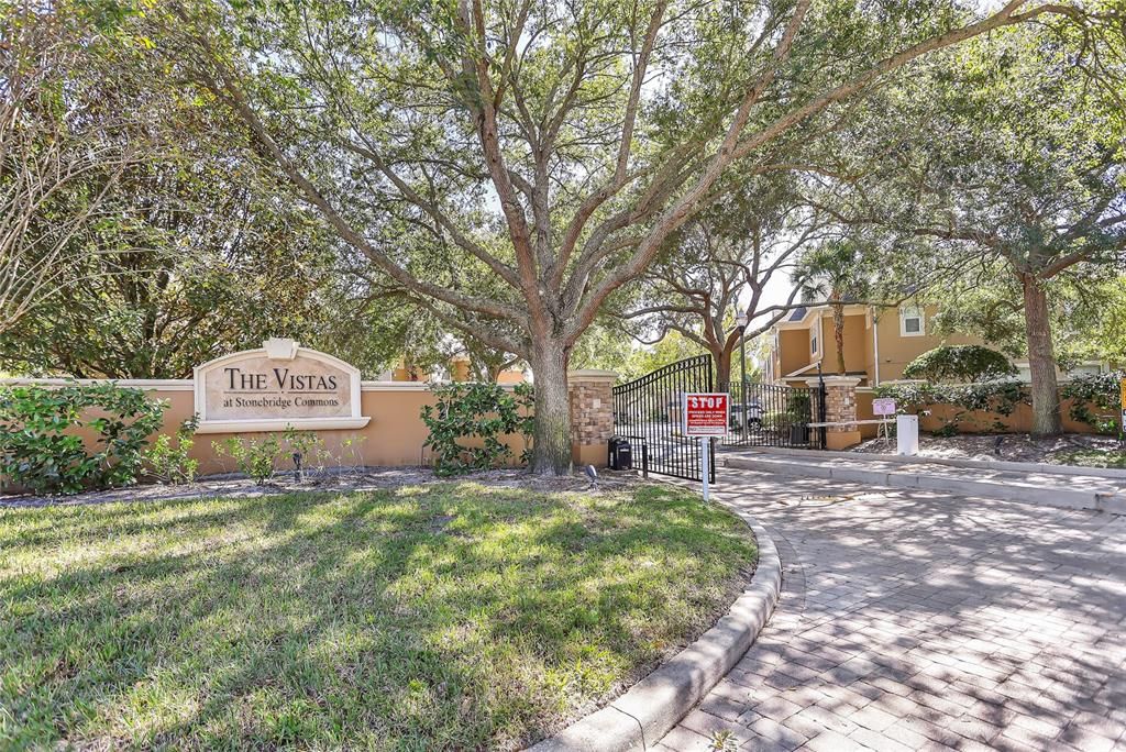 For Sale: $305,000 (3 beds, 2 baths, 1682 Square Feet)