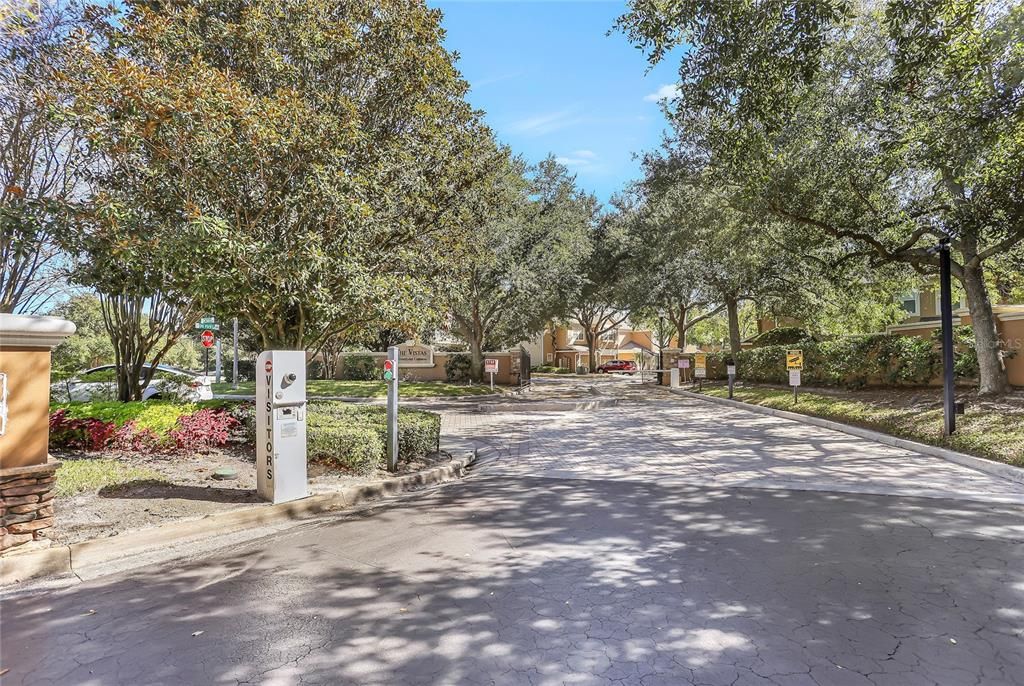 For Sale: $305,000 (3 beds, 2 baths, 1682 Square Feet)