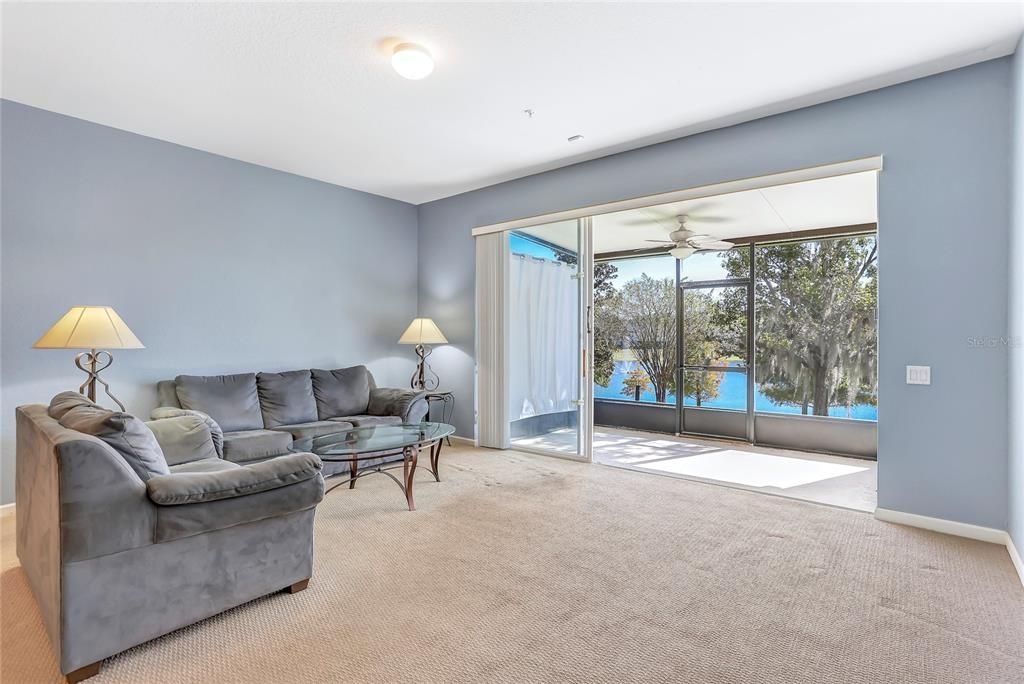For Sale: $305,000 (3 beds, 2 baths, 1682 Square Feet)