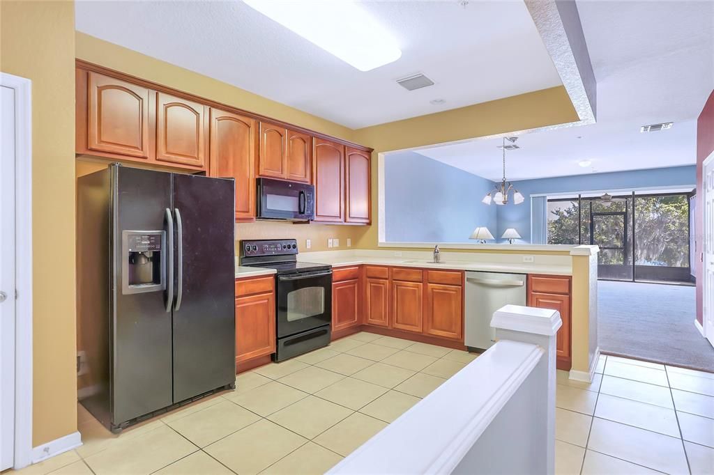 For Sale: $305,000 (3 beds, 2 baths, 1682 Square Feet)