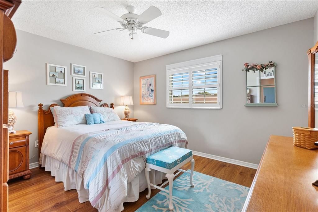 For Sale: $265,000 (3 beds, 2 baths, 1802 Square Feet)