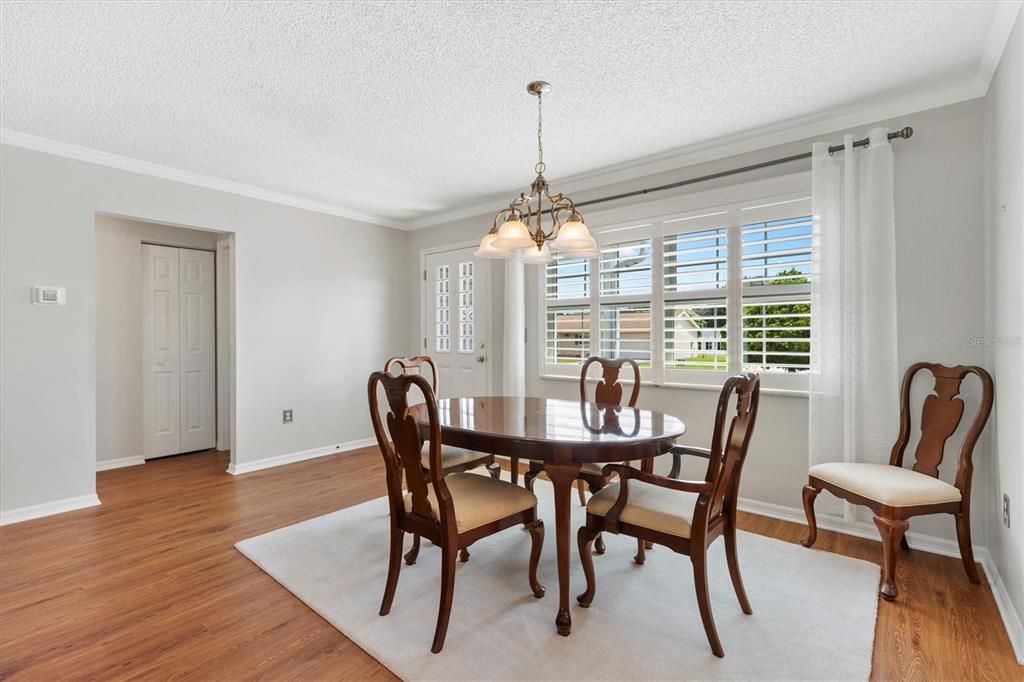 For Sale: $265,000 (3 beds, 2 baths, 1802 Square Feet)