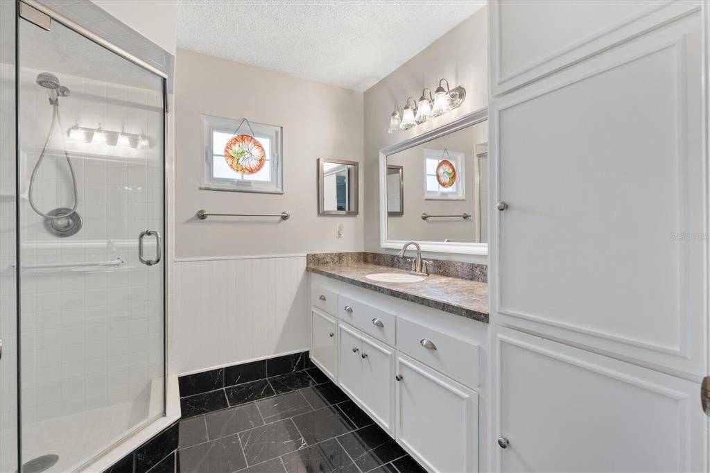 For Sale: $265,000 (3 beds, 2 baths, 1802 Square Feet)