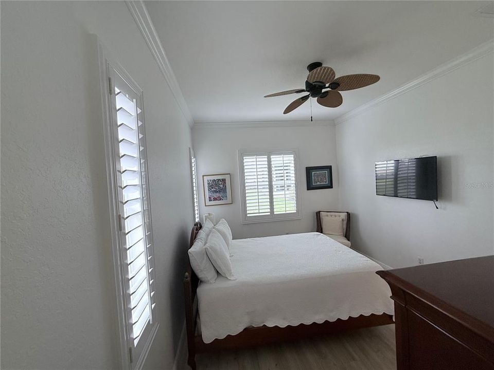For Sale: $345,000 (3 beds, 2 baths, 1630 Square Feet)
