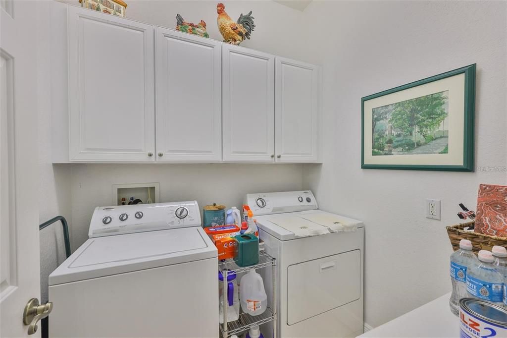 For Sale: $345,000 (3 beds, 2 baths, 1630 Square Feet)