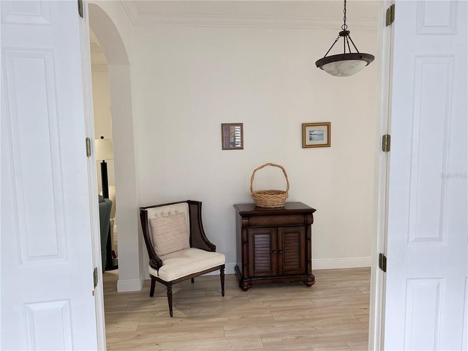 For Sale: $345,000 (3 beds, 2 baths, 1630 Square Feet)