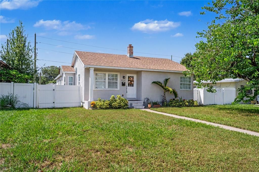 En Venta: $525,000 (3 camas, 2 baños, 1984 Pies cuadrados)