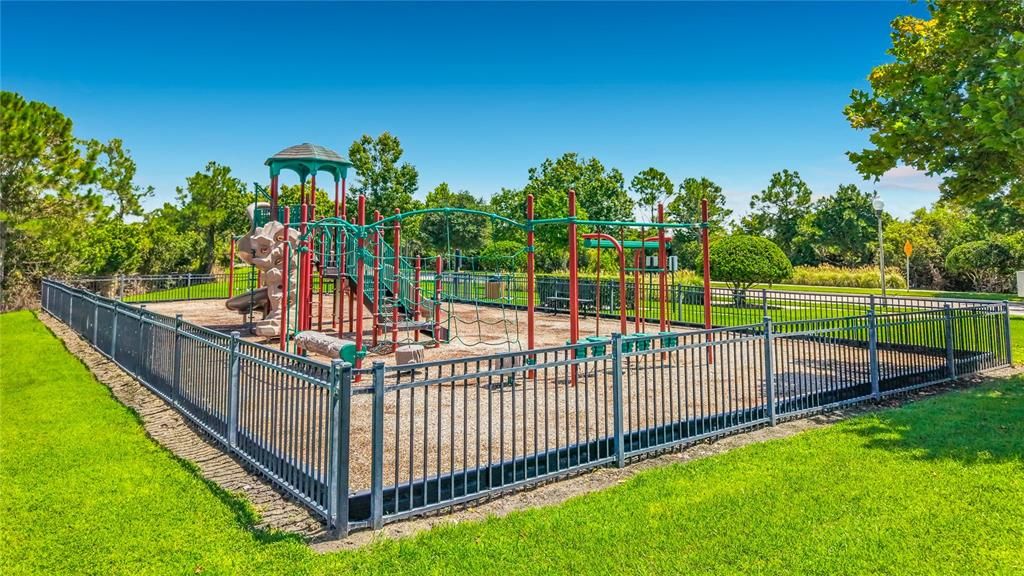 На продажу: $399,000 (3 спален, 2 ванн, 1651 Квадратных фут)