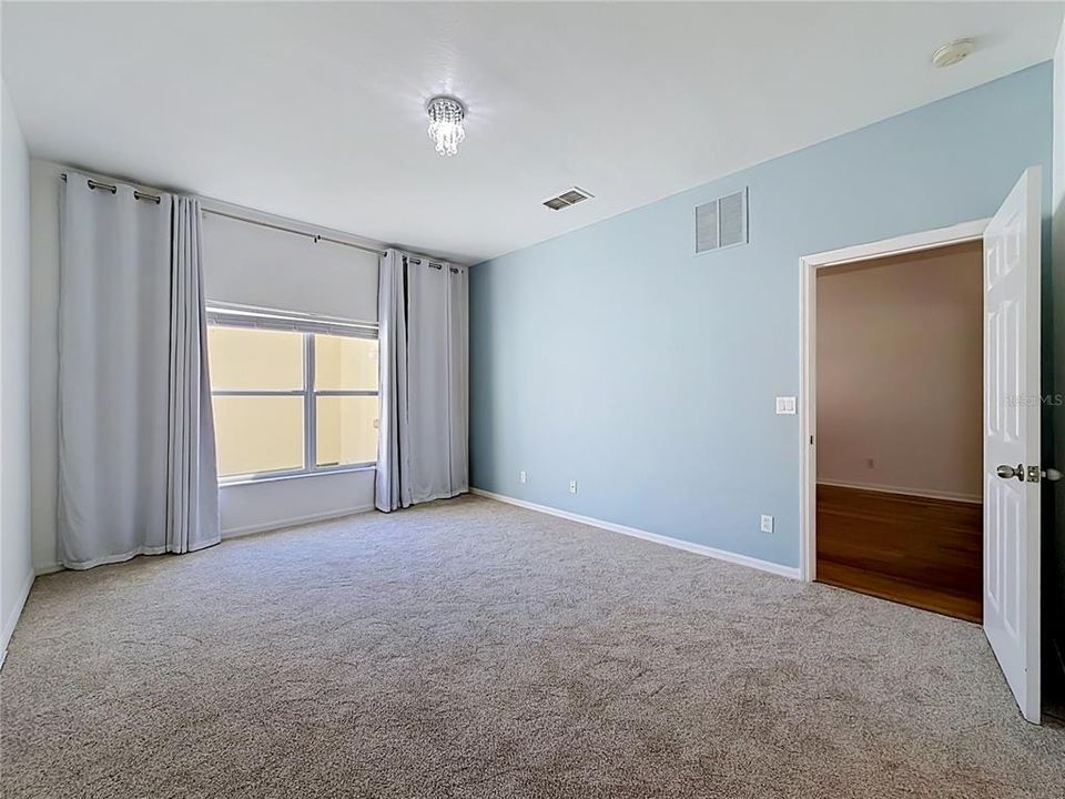 На продажу: $399,000 (3 спален, 2 ванн, 1651 Квадратных фут)