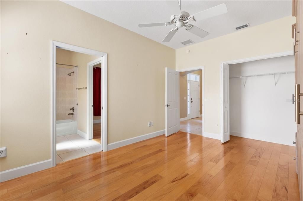 For Sale: $525,000 (3 beds, 2 baths, 2075 Square Feet)