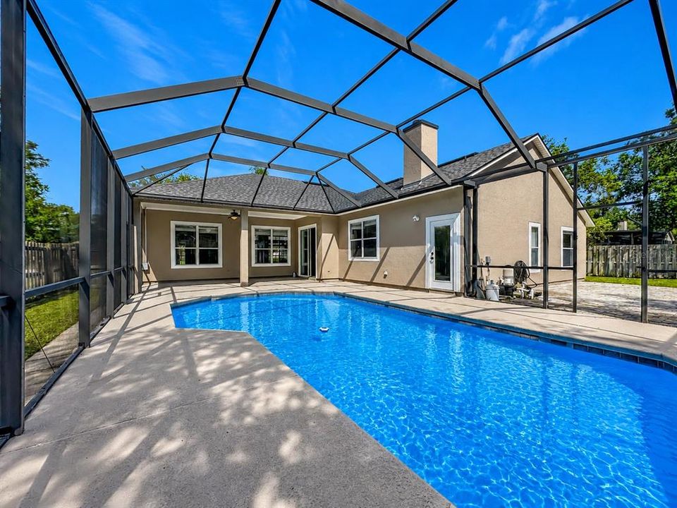 На продажу: $649,999 (4 спален, 3 ванн, 2094 Квадратных фут)