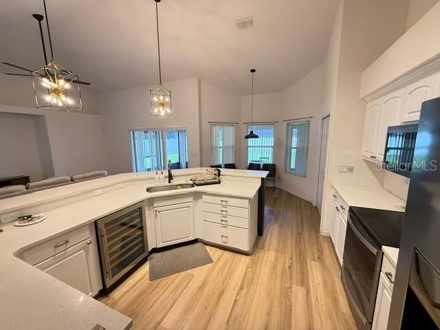 For Sale: $379,900 (3 beds, 2 baths, 1916 Square Feet)