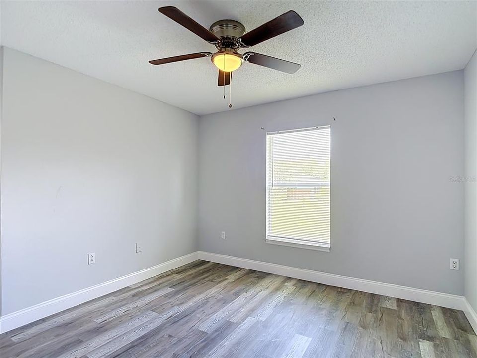 For Sale: $329,900 (4 beds, 2 baths, 2236 Square Feet)