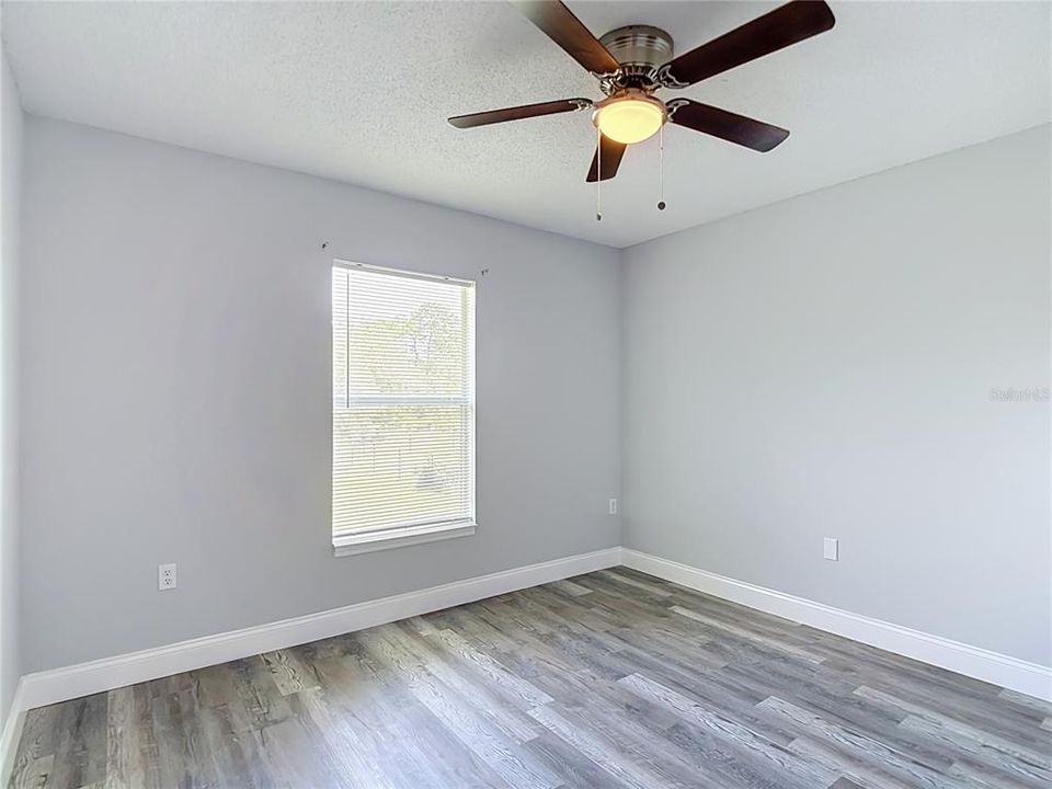 For Sale: $329,900 (4 beds, 2 baths, 2236 Square Feet)