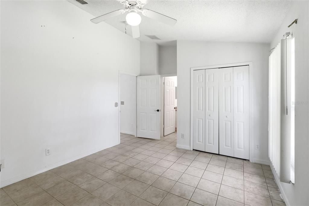 En Venta: $375,000 (3 camas, 2 baños, 1356 Pies cuadrados)