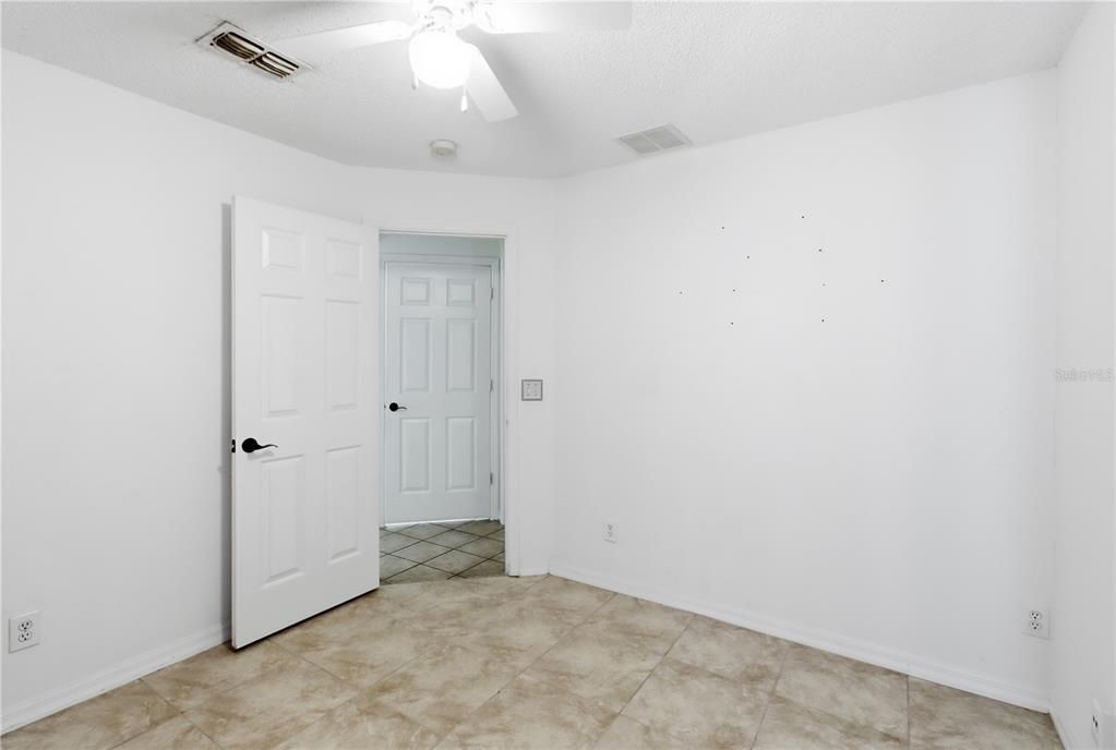 En Venta: $375,000 (3 camas, 2 baños, 1356 Pies cuadrados)