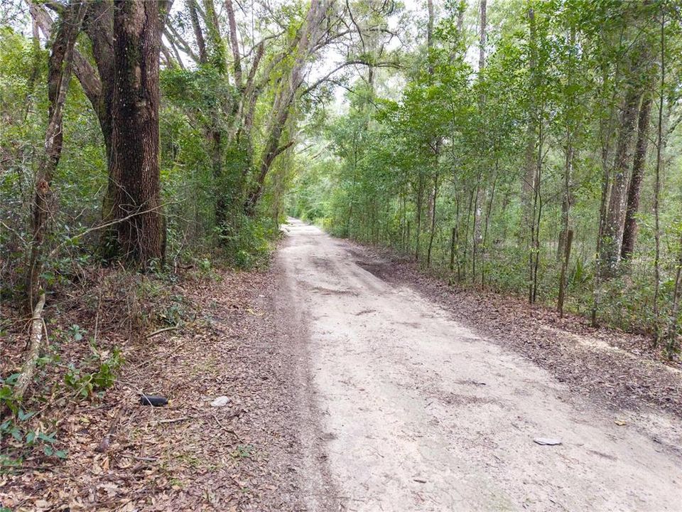 En Venta: $199,000 (5.00 acres)