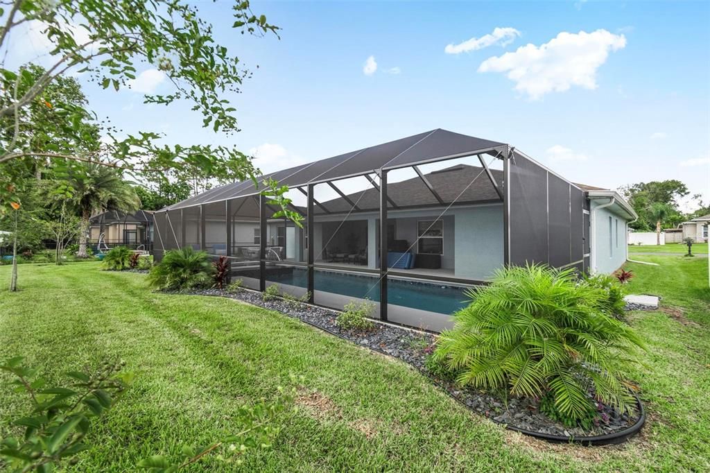 En Venta: $569,900 (3 camas, 3 baños, 2283 Pies cuadrados)