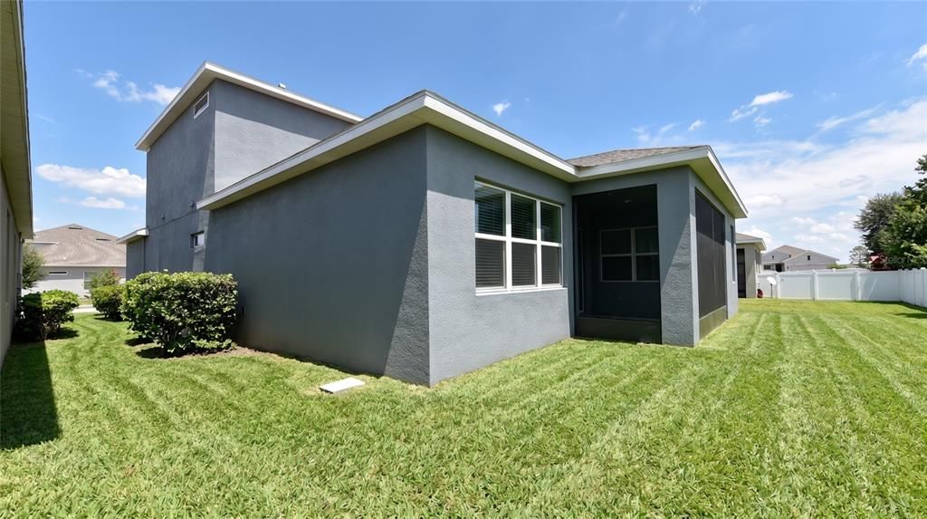 For Sale: $479,900 (4 beds, 3 baths, 2811 Square Feet)