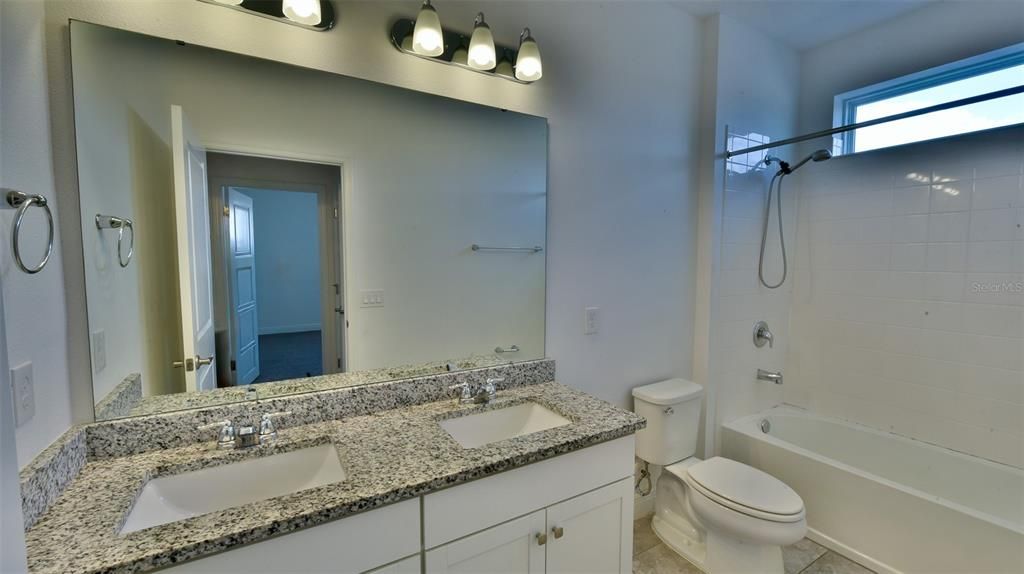 For Sale: $479,900 (4 beds, 3 baths, 2811 Square Feet)