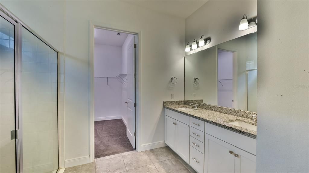 For Sale: $479,900 (4 beds, 3 baths, 2811 Square Feet)