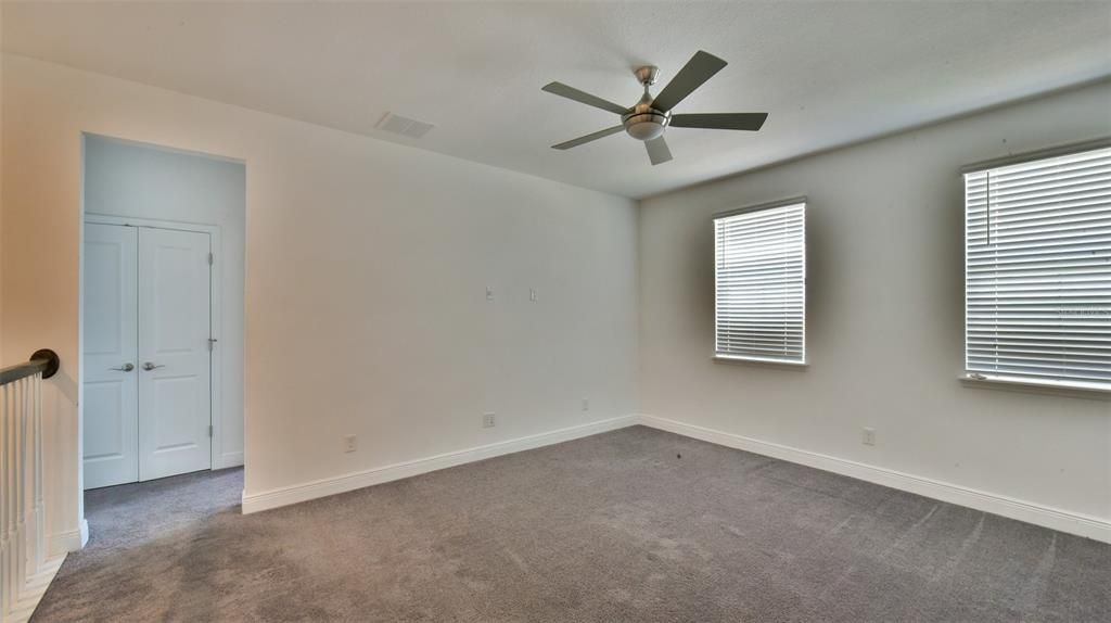 For Sale: $479,900 (4 beds, 3 baths, 2811 Square Feet)