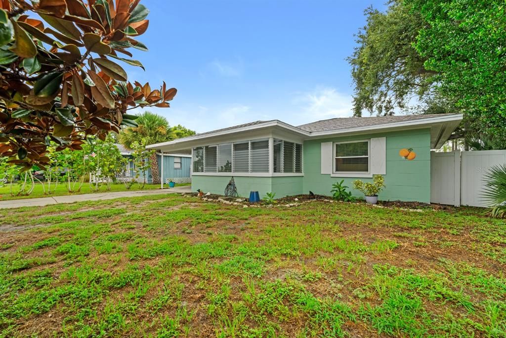 En Venta: $395,000 (2 camas, 1 baños, 780 Pies cuadrados)