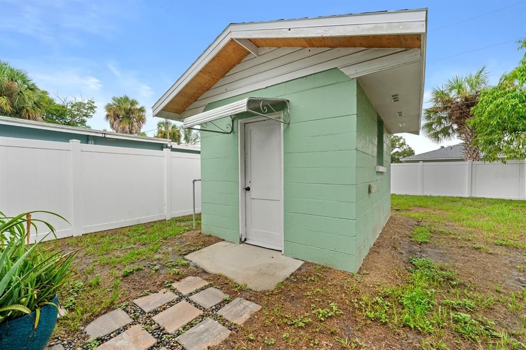 En Venta: $395,000 (2 camas, 1 baños, 780 Pies cuadrados)