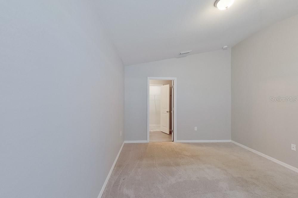 For Rent: $1,525 (3 beds, 2 baths, 1400 Square Feet)