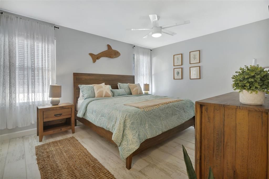 For Sale: $670,000 (2 beds, 2 baths, 1083 Square Feet)