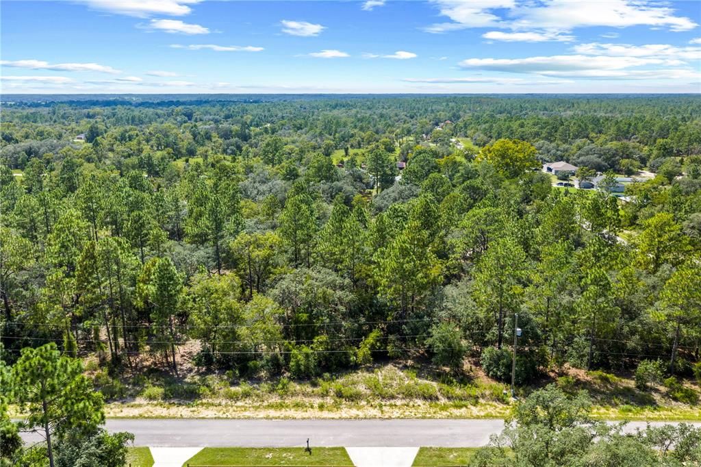 На продажу: $38,000 (0.99 acres)