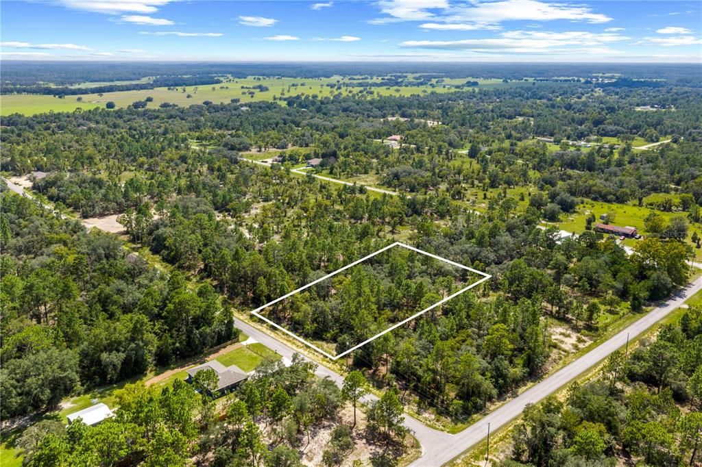 На продажу: $38,000 (0.99 acres)