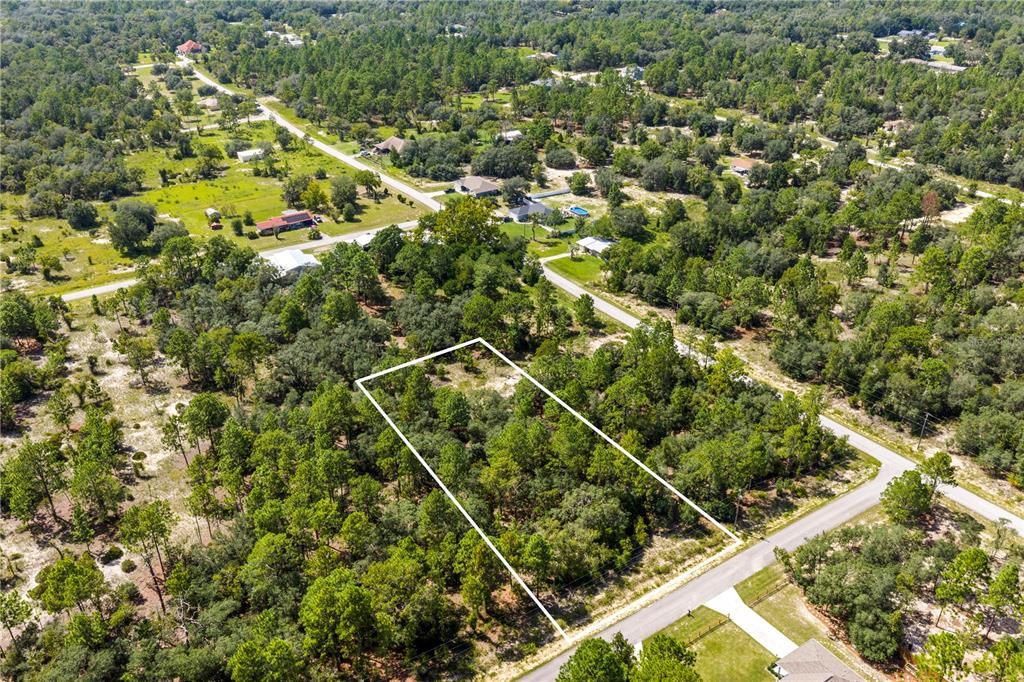 На продажу: $38,000 (0.99 acres)