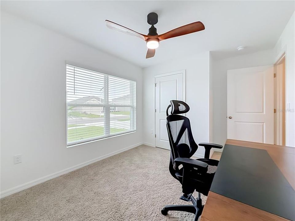 For Rent: $3,000 (5 beds, 3 baths, 2077 Square Feet)