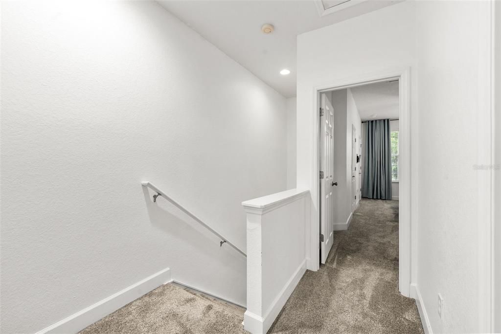 For Sale: $247,000 (2 beds, 2 baths, 1450 Square Feet)