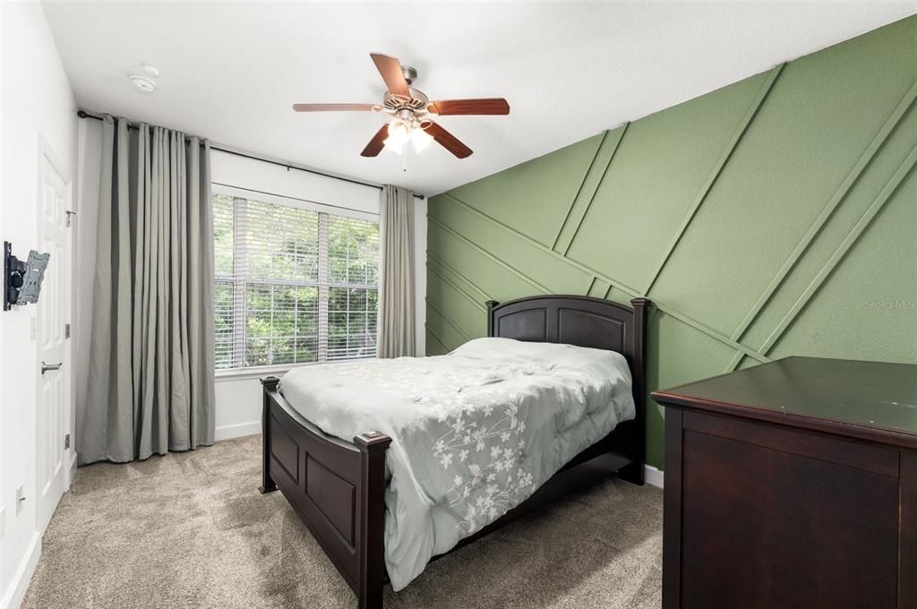 For Sale: $247,000 (2 beds, 2 baths, 1450 Square Feet)
