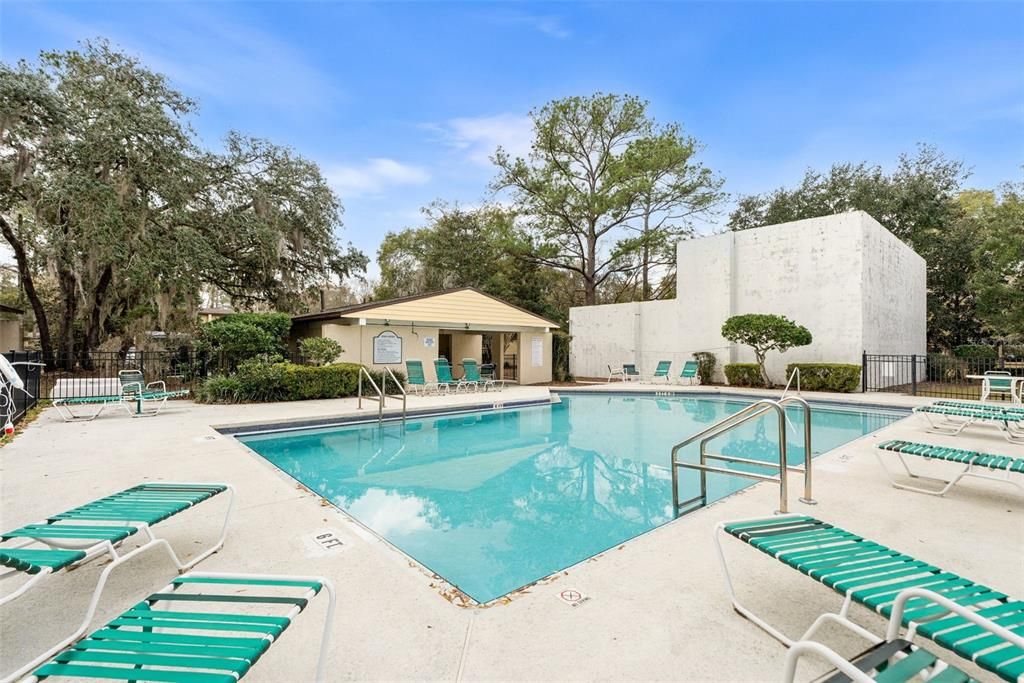 For Sale: $247,000 (2 beds, 2 baths, 1450 Square Feet)