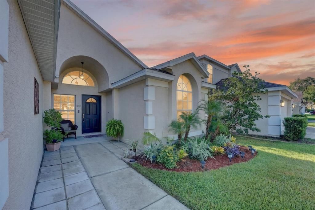 For Sale: $435,800 (3 beds, 2 baths, 1590 Square Feet)