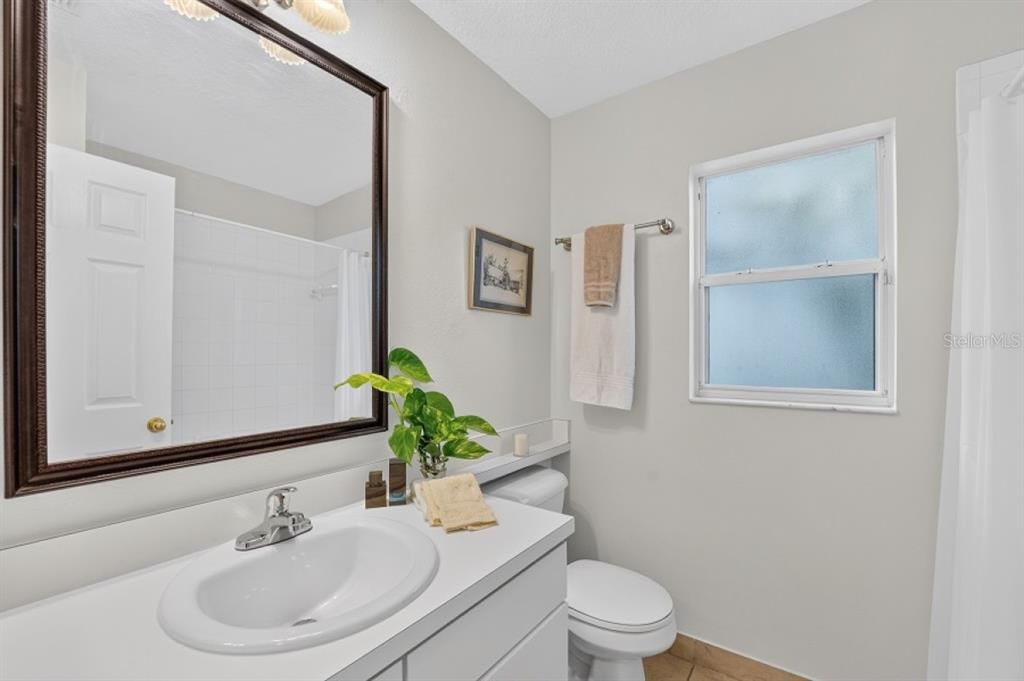 For Sale: $435,800 (3 beds, 2 baths, 1590 Square Feet)