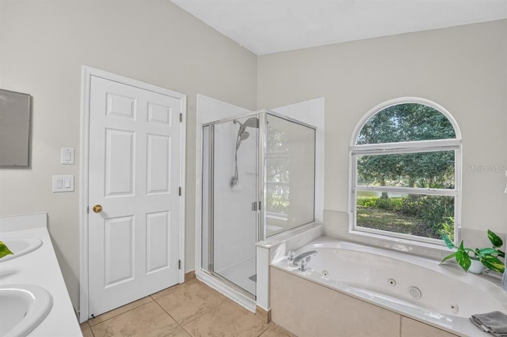 For Sale: $435,800 (3 beds, 2 baths, 1590 Square Feet)