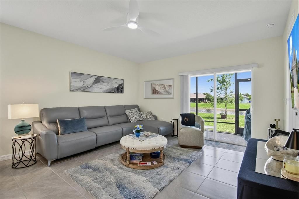 En Venta: $339,000 (3 camas, 2 baños, 1510 Pies cuadrados)