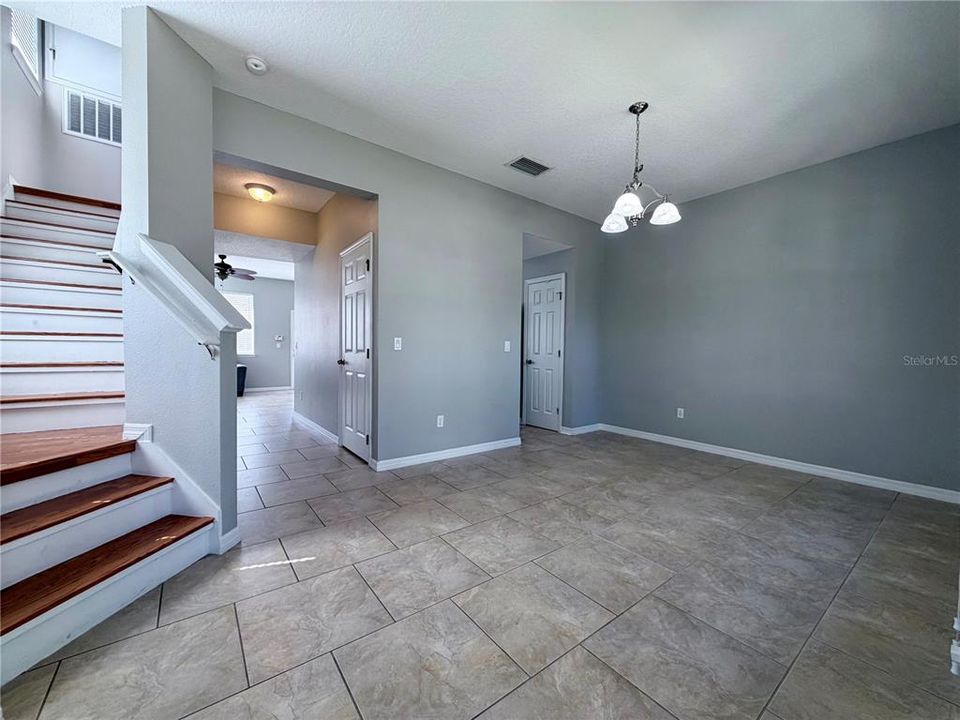 For Rent: $2,475 (3 beds, 2 baths, 1429 Square Feet)