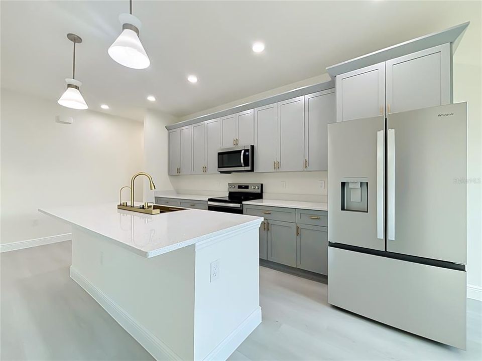 For Sale: $355,000 (4 beds, 3 baths, 2060 Square Feet)
