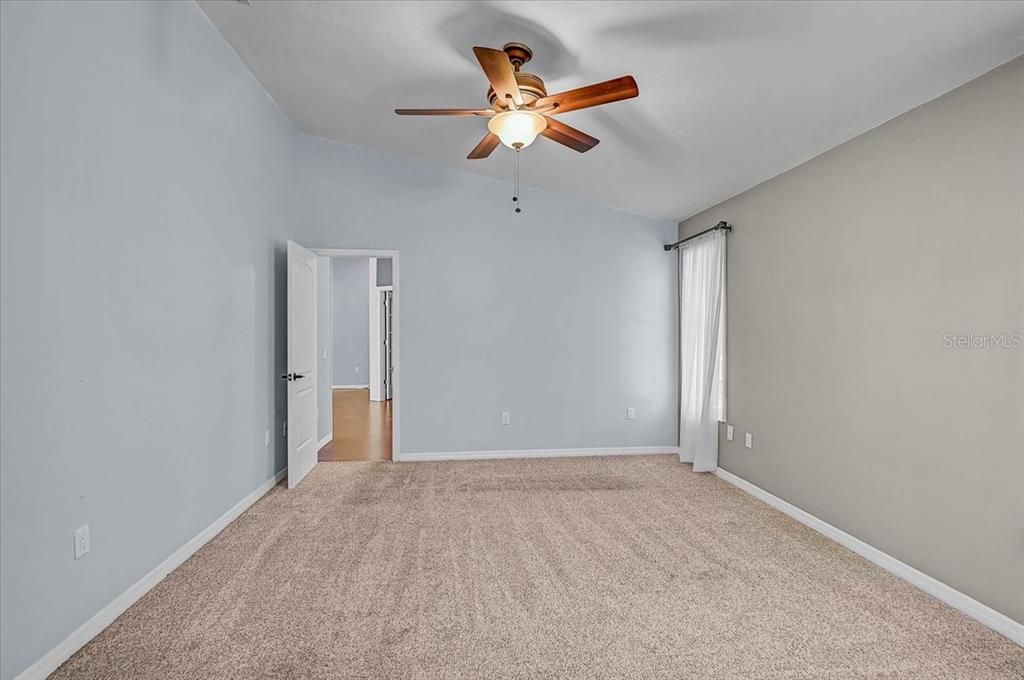 En Venta: $445,000 (3 camas, 2 baños, 2020 Pies cuadrados)