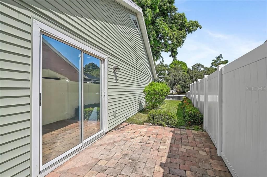 En Venta: $445,000 (3 camas, 2 baños, 2020 Pies cuadrados)