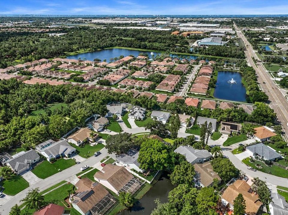 En Venta: $445,000 (3 camas, 2 baños, 2020 Pies cuadrados)