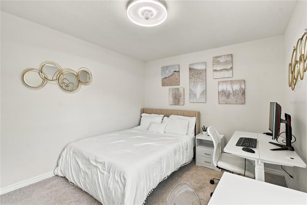 For Sale: $317,000 (3 beds, 2 baths, 1672 Square Feet)
