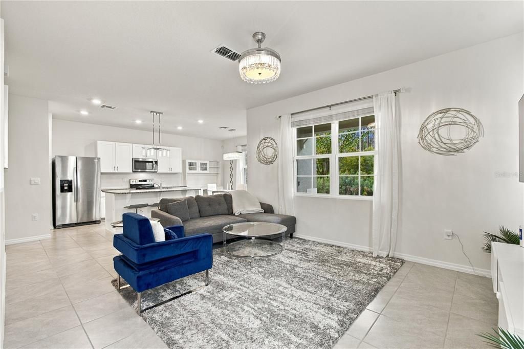 For Sale: $317,000 (3 beds, 2 baths, 1672 Square Feet)