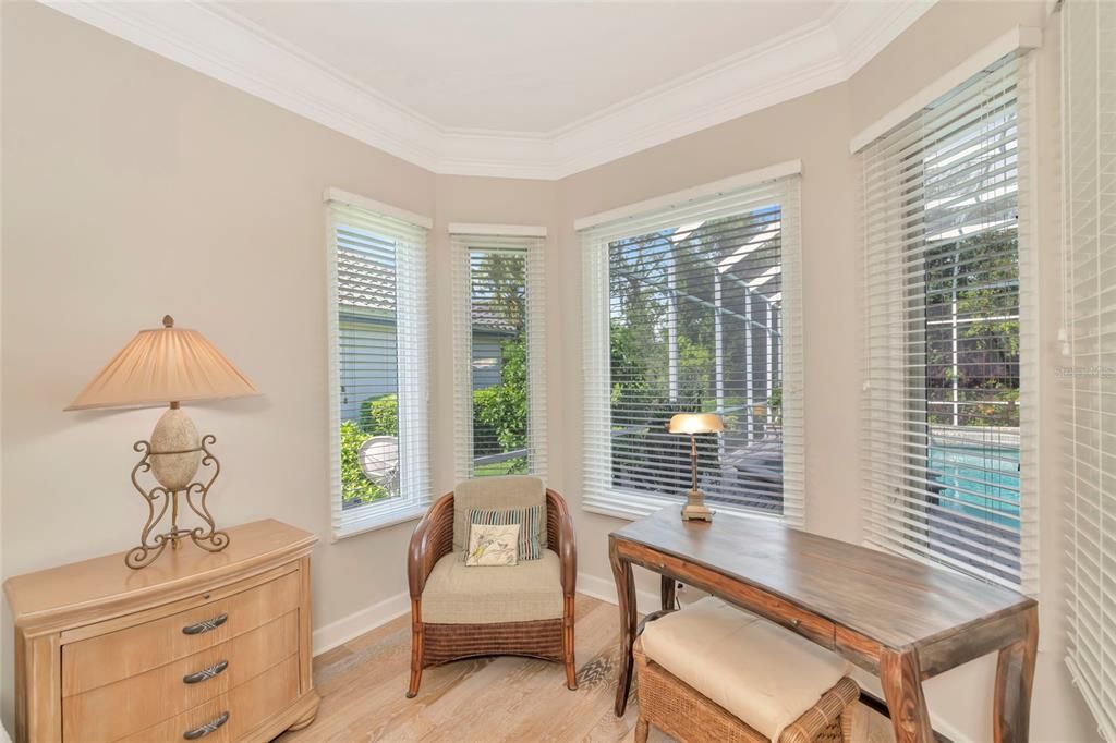 En Venta: $845,000 (3 camas, 3 baños, 2852 Pies cuadrados)